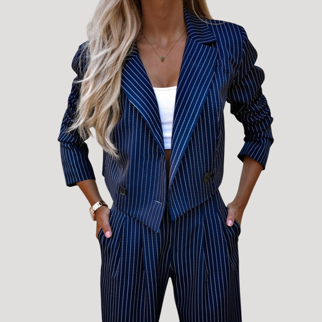 Gestreepte Dames Pak Met Korte Blazer En Wijde Pantalon
