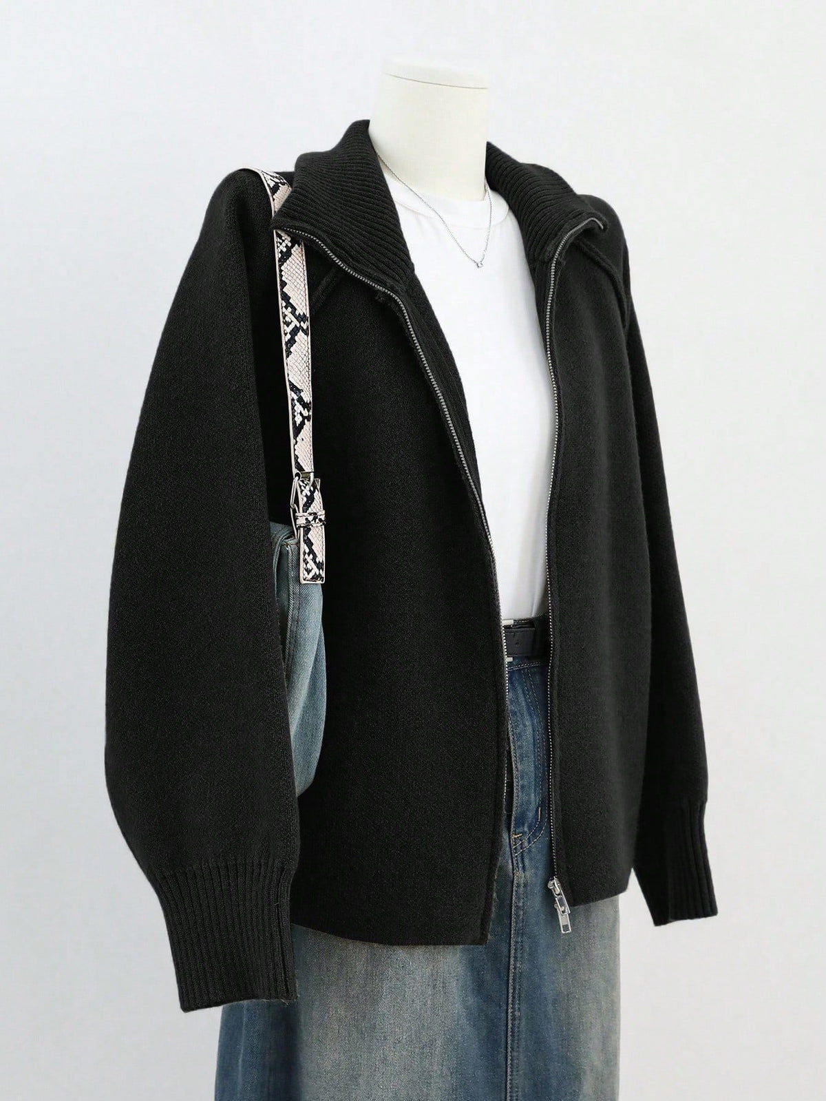 Oversized Dames Vest Met Geribde Kraag En Lange Mouwen