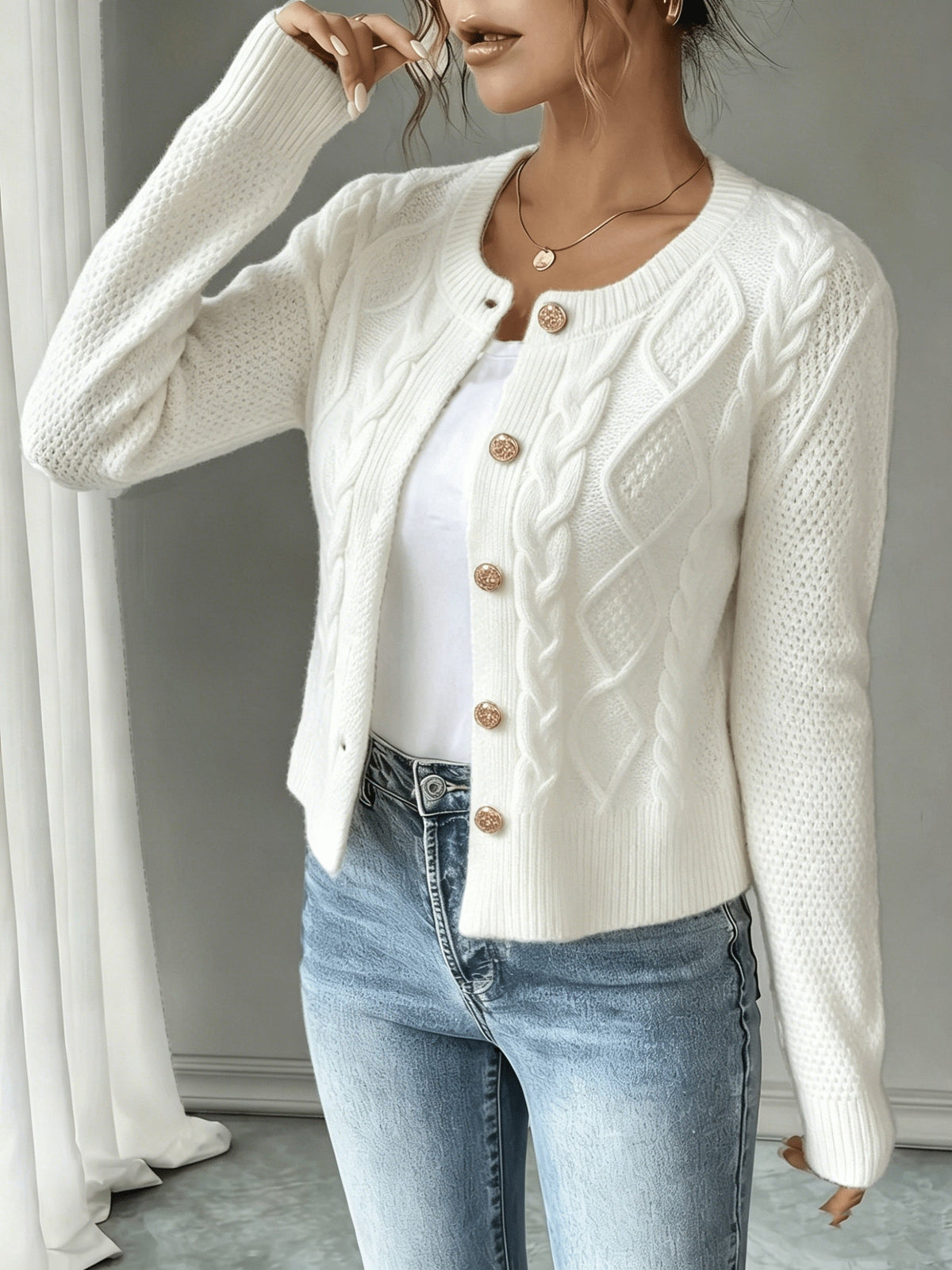Dames Gebreid Korte Cardigan Met Kabelpatroon En Gouden Knopen