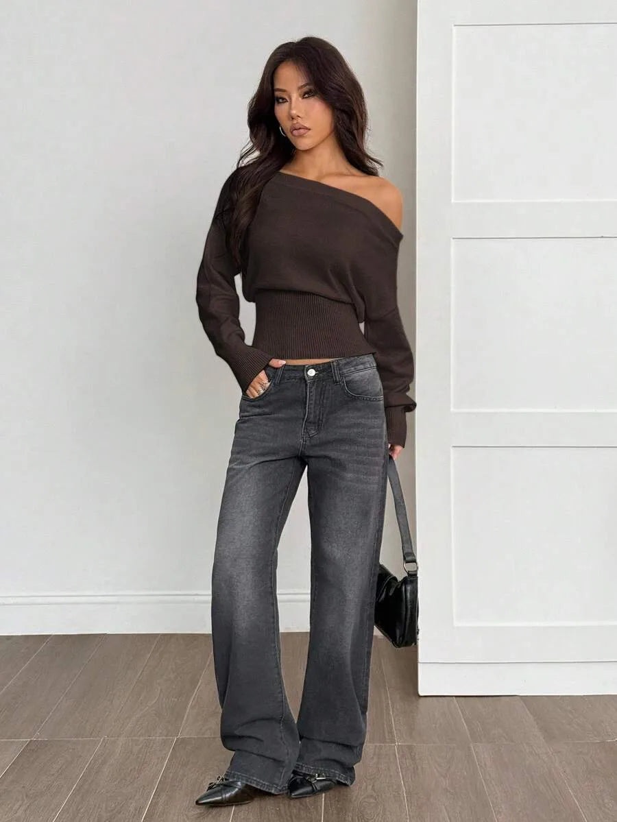 Oversized Dames Trui Met Asymmetrische Hals