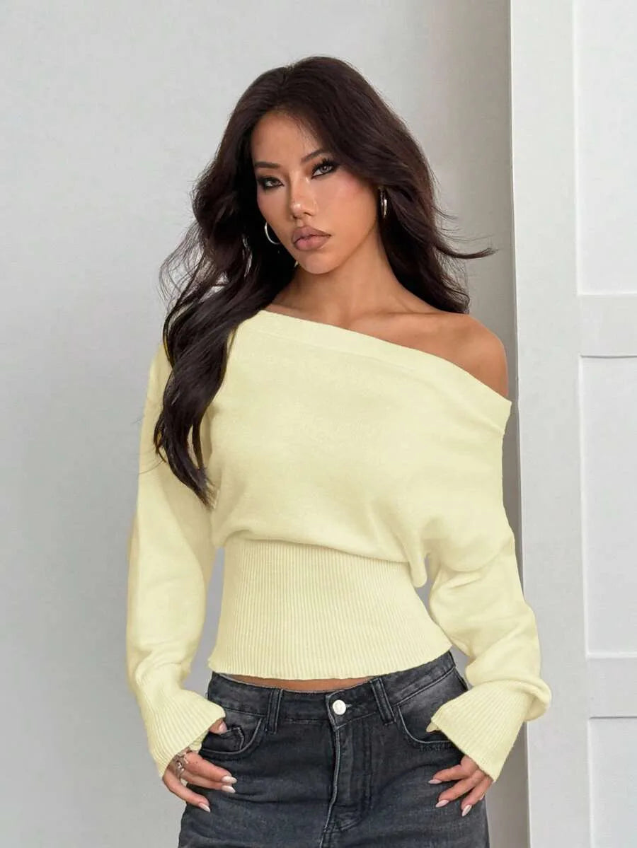 Oversized Dames Trui Met Asymmetrische Hals