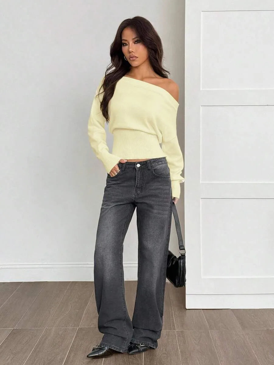 Oversized Dames Trui Met Asymmetrische Hals