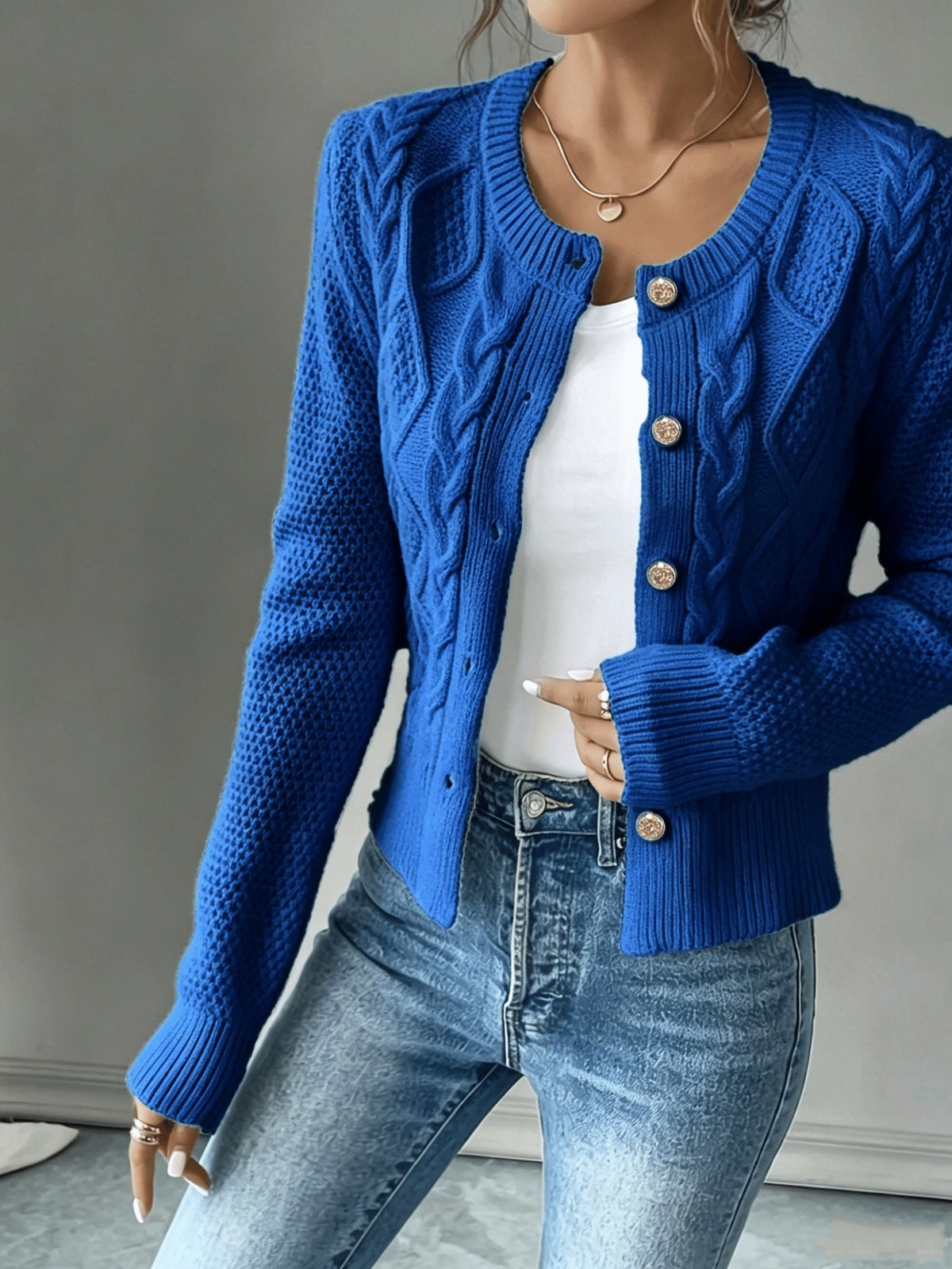 Dames Gebreid Korte Cardigan Met Kabelpatroon En Gouden Knopen
