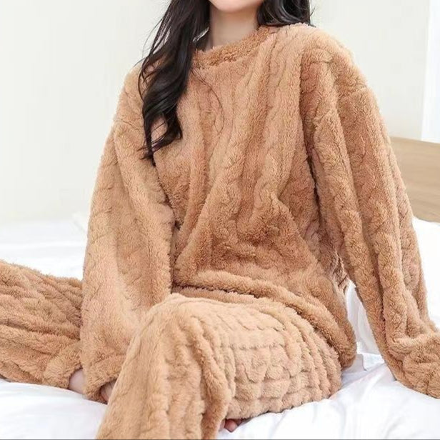 Zachte Pyjama Set Voor Dames Met Pluizige Trui En Broek