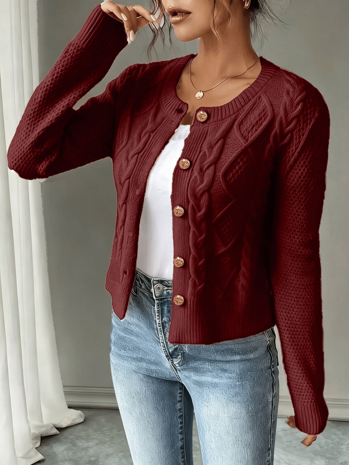 Dames Gebreid Korte Cardigan Met Kabelpatroon En Gouden Knopen