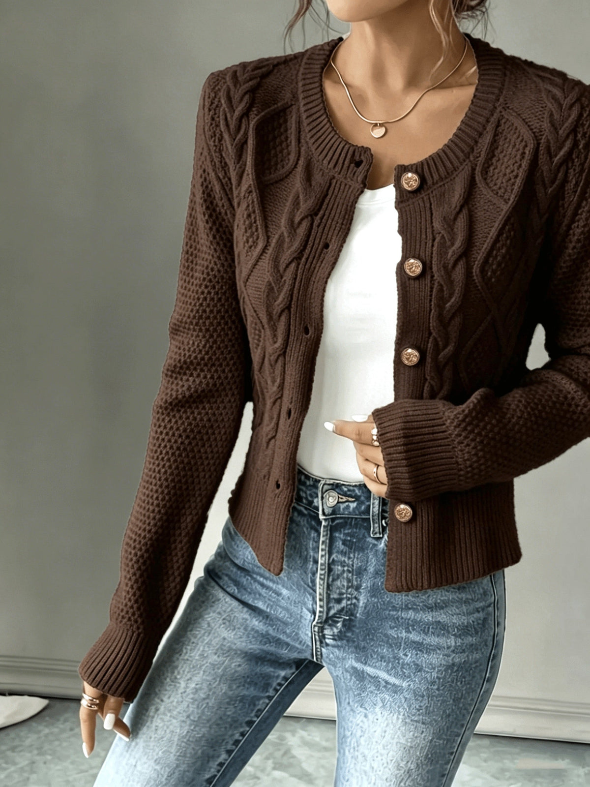 Dames Gebreid Korte Cardigan Met Kabelpatroon En Gouden Knopen