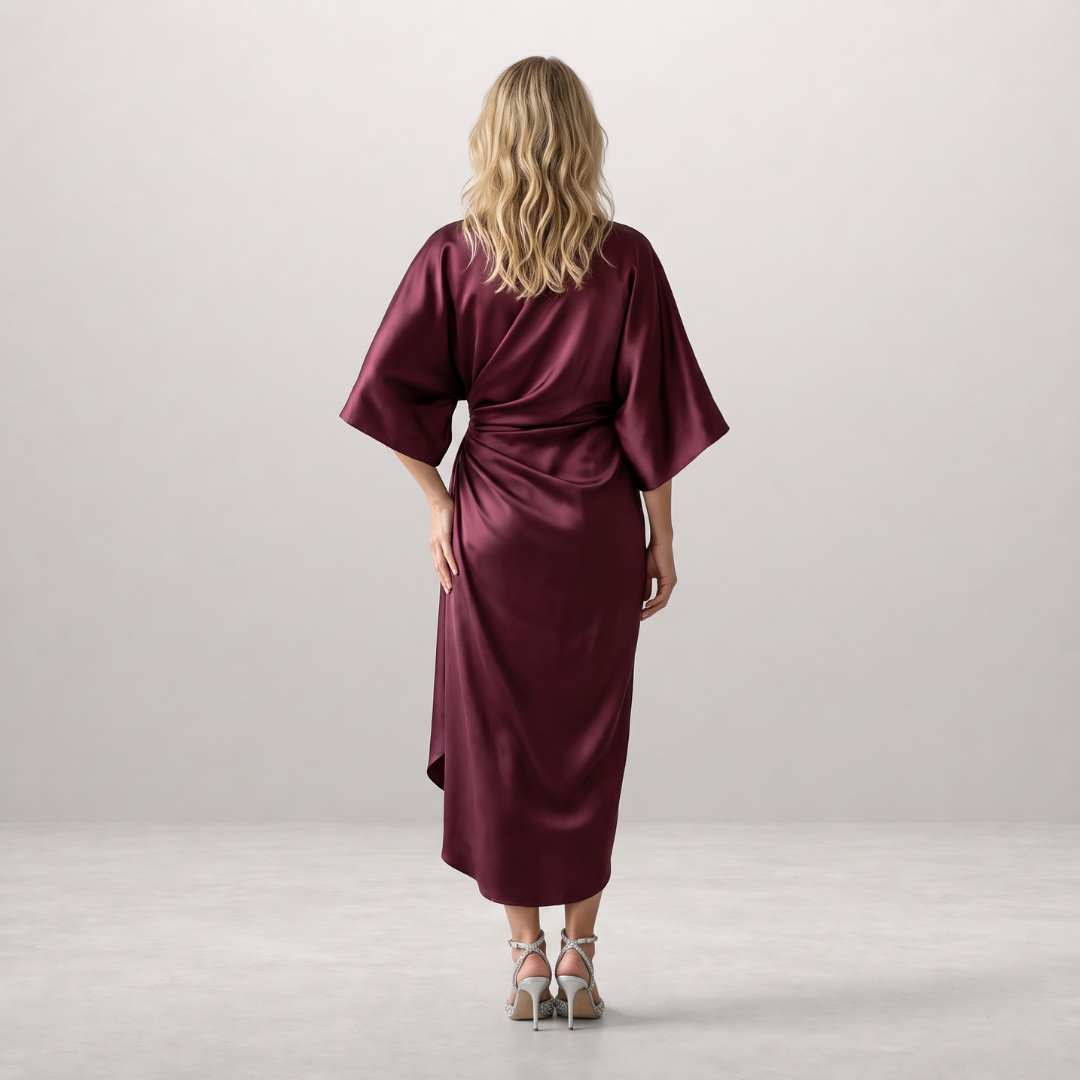 Marit - Satijnen Jurk met Sierdetail