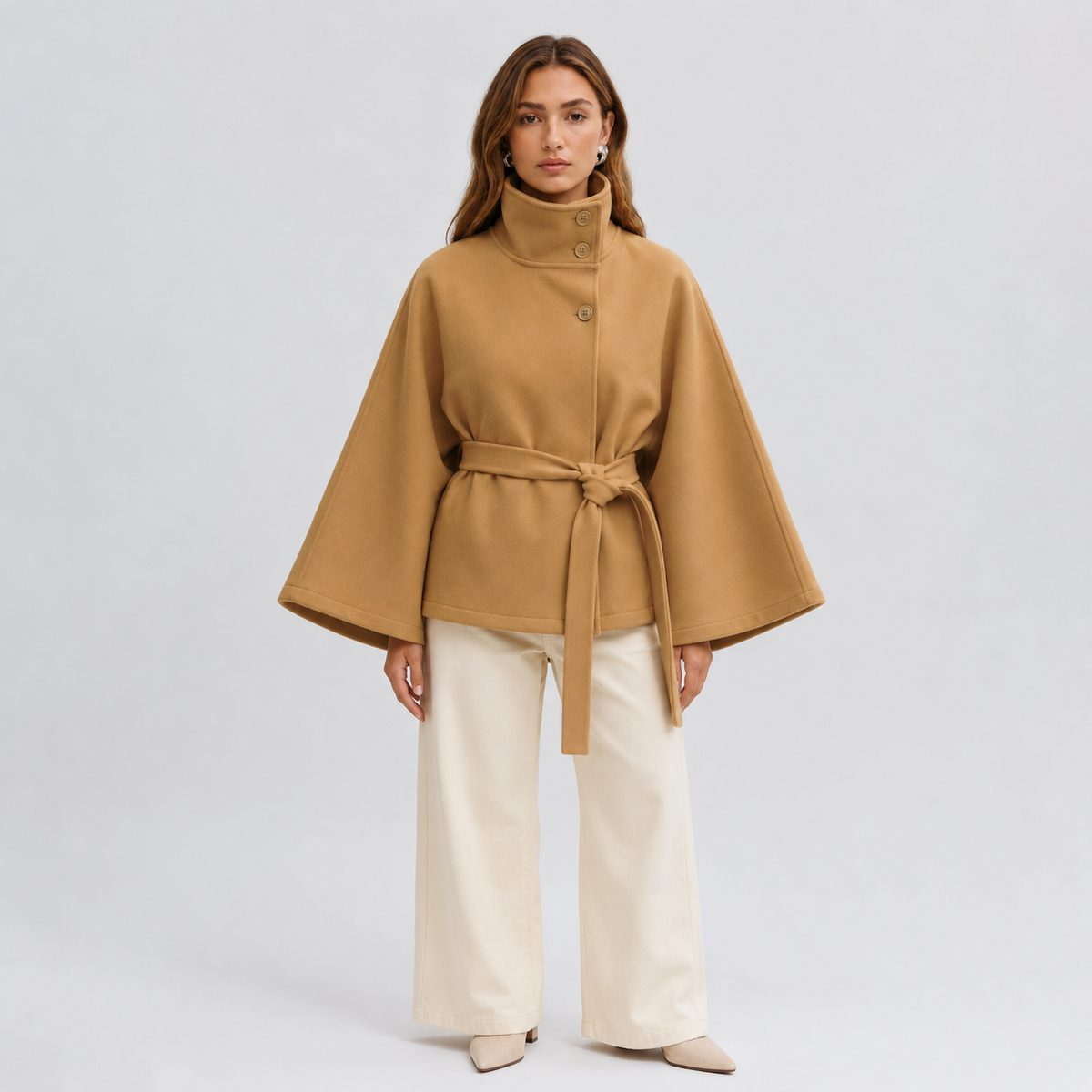 Getailleerde Dames Cape Met Wijde Mouwen En Tailleband
