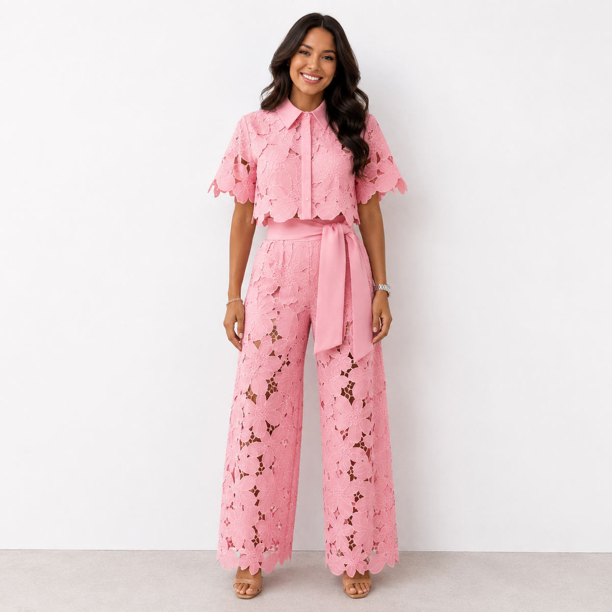Chique Dames Tweedelige Set Met Bloemenkant En Wijde Broek