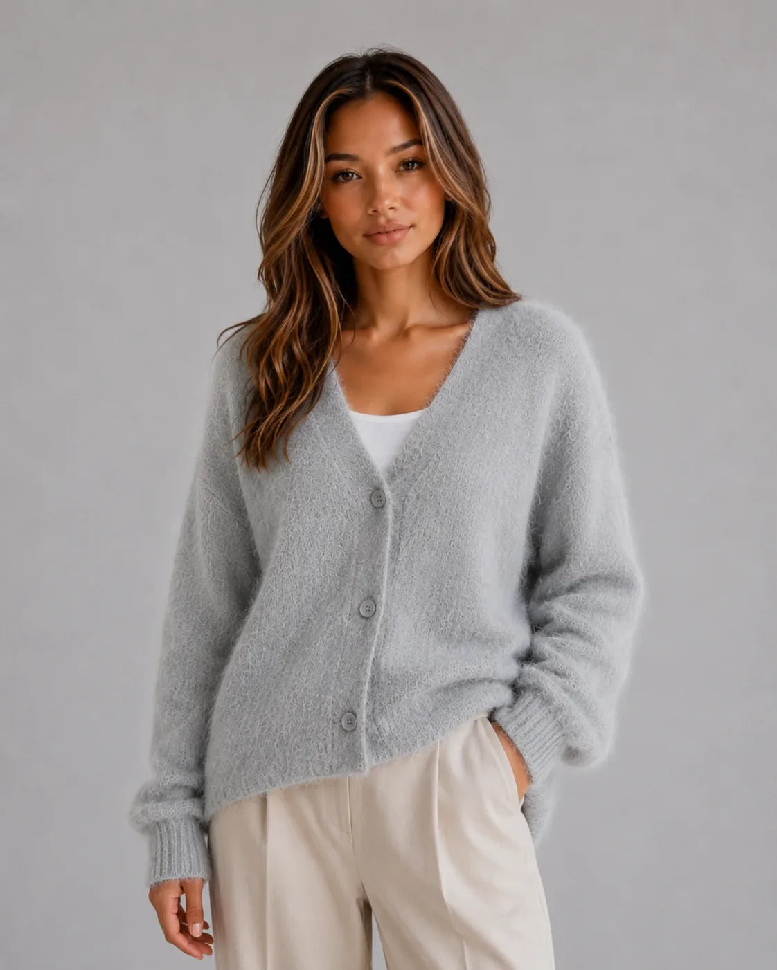 Zachte Dames Cardigan Met V-Hals En Knopen
