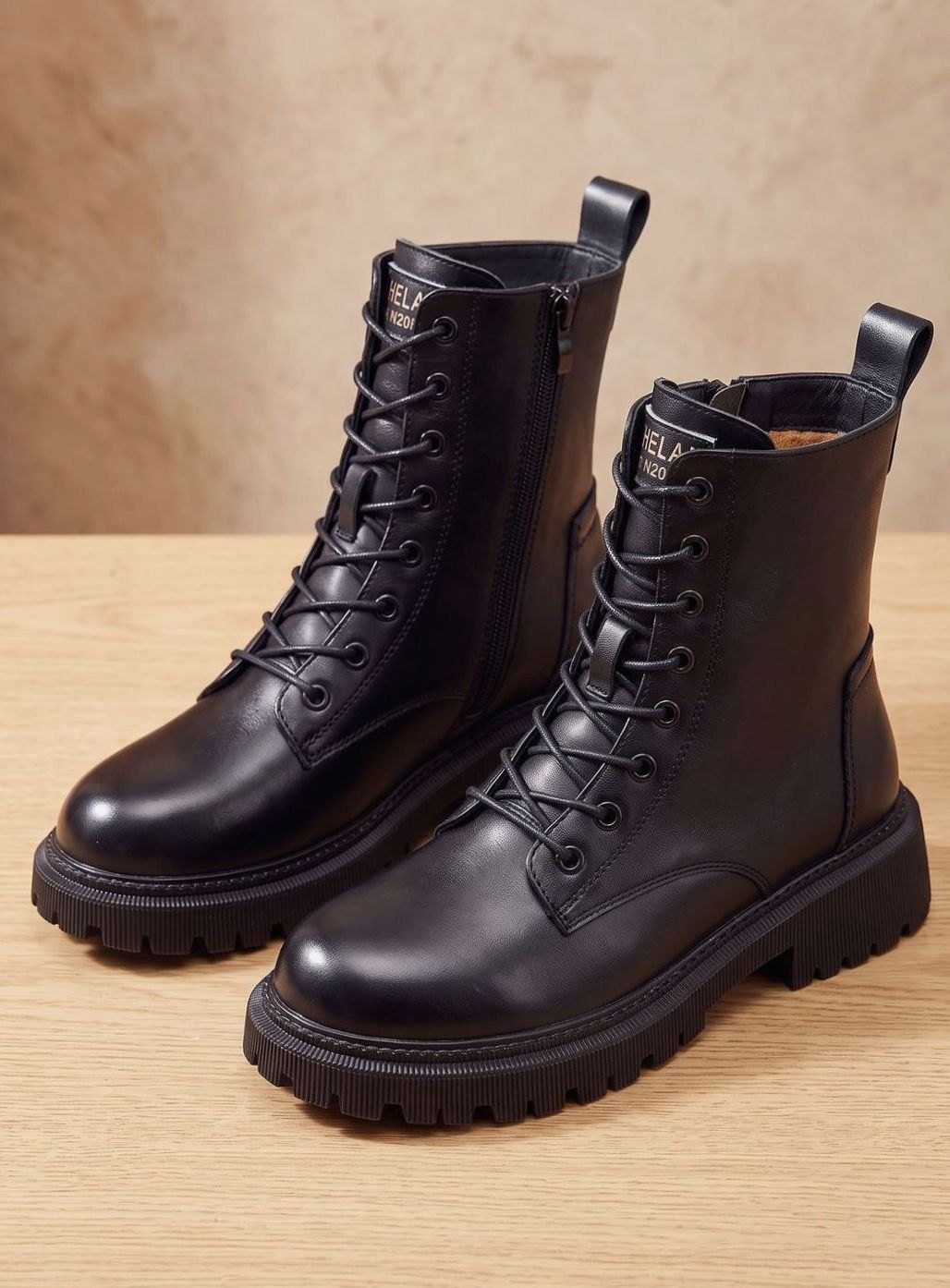 Leerlook Winterlaarzen Dames – Veterboots Met Fleecevoering