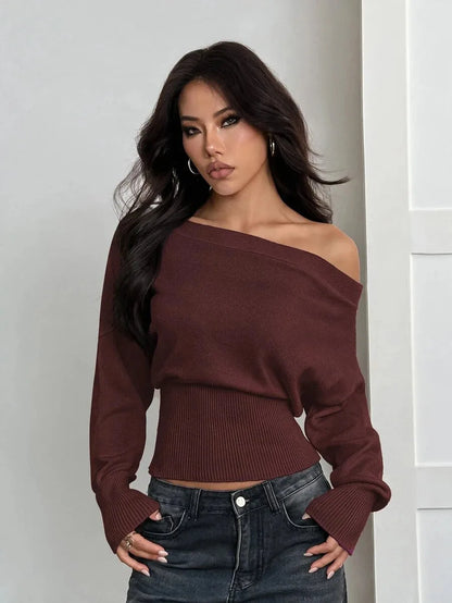 Oversized Dames Trui Met Asymmetrische Hals