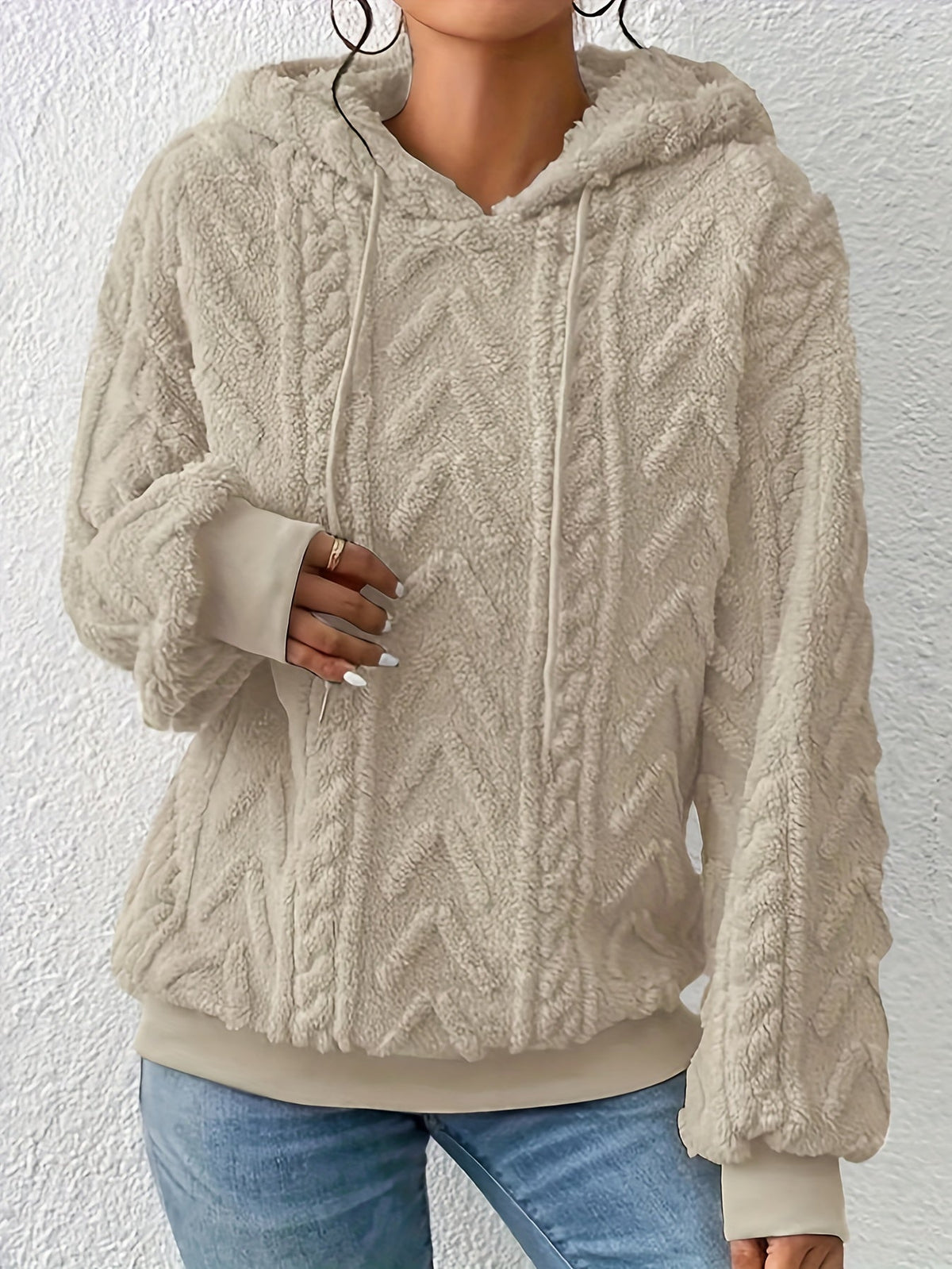 Fleece Hoodie Dames – Kabelpatroon & Capuchon