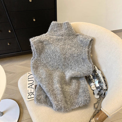 Zachte Dames Gilet Met Hoge Kraag En Knoopsluiting