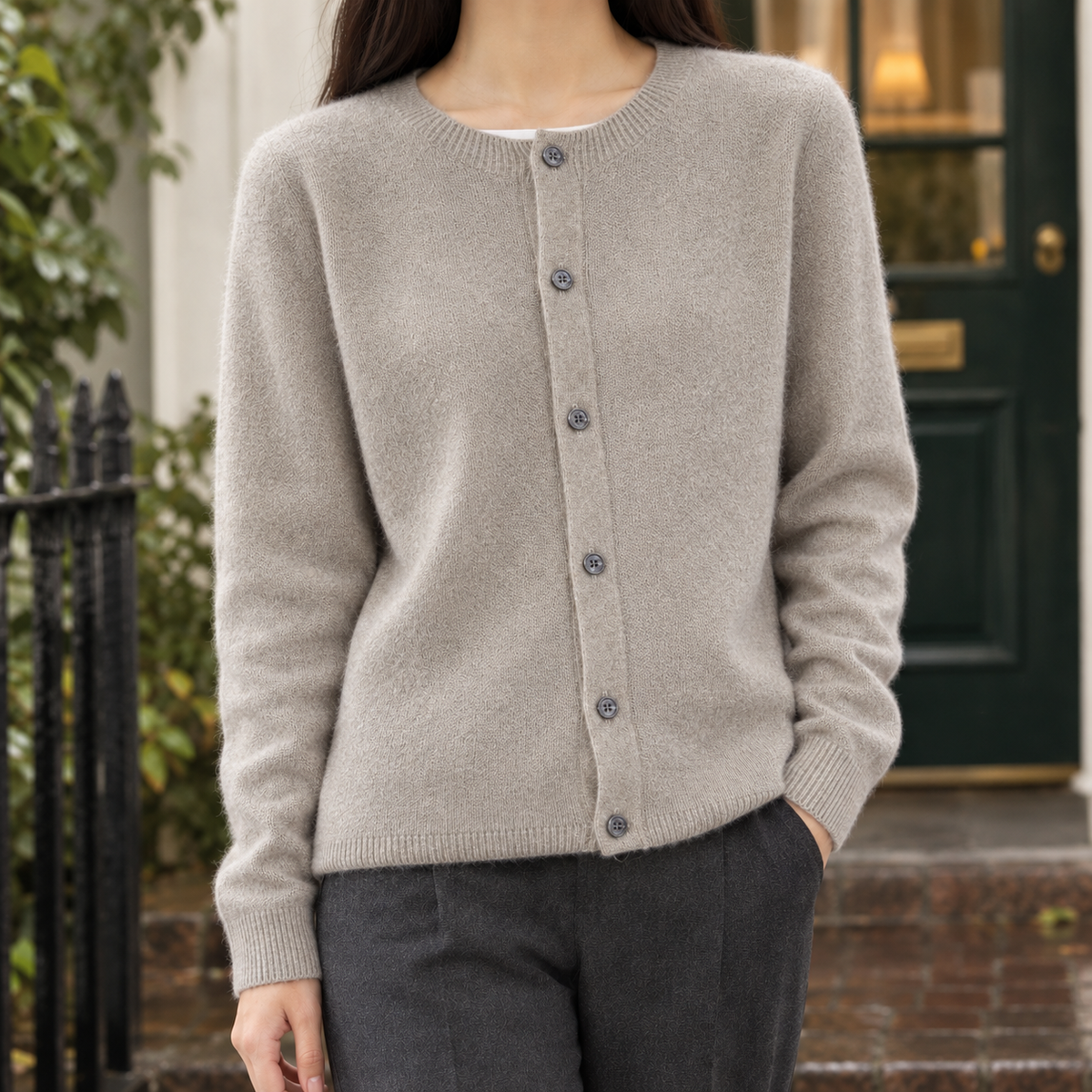 Klassieke Dames Cardigan Met Ronde Hals En Knoopsluiting
