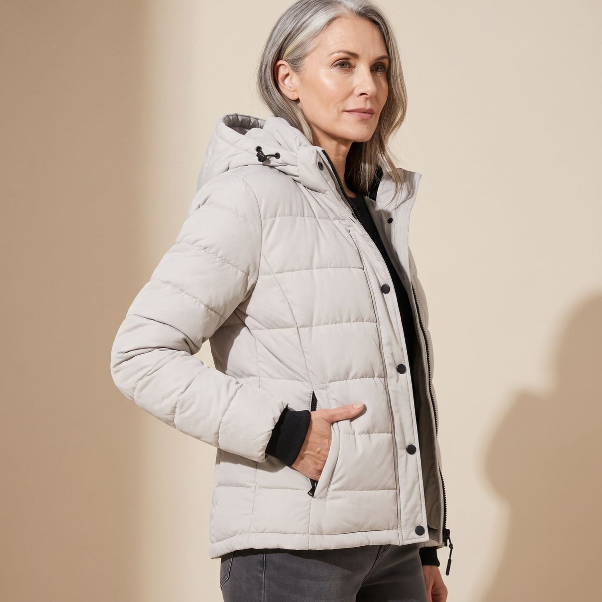 Halflange Pufferjas Dames – Gewatteerde Jas Met Capuchon